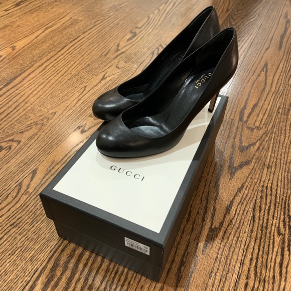 Gucci Shoes - Gucci authentic black leather heels!!!!!